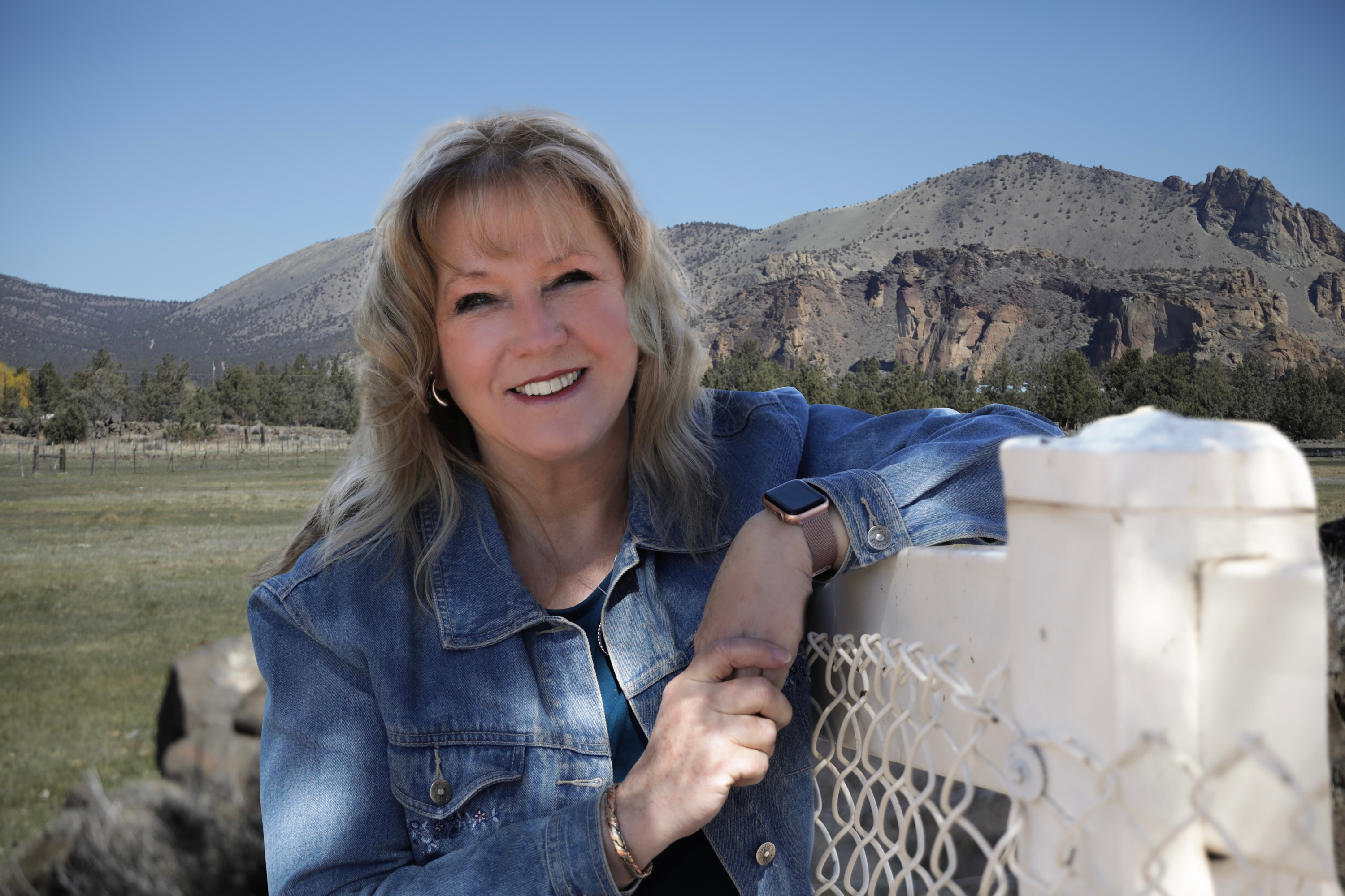 meet me janice debo
